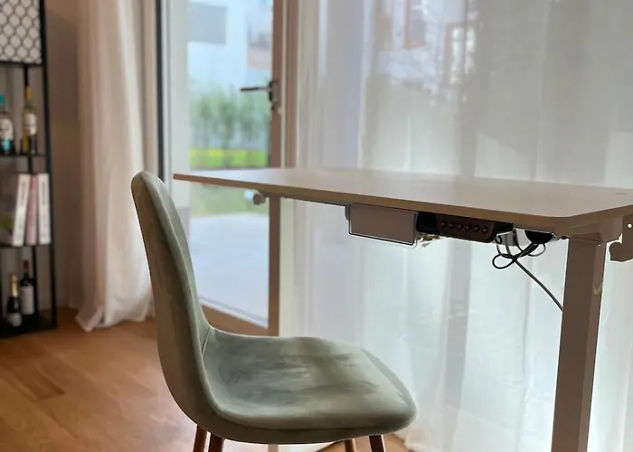 Frankfurt Messe Business - Messe South Gate Located Across Street