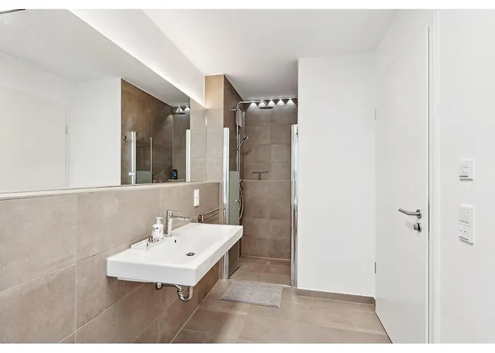 Frankfurt Messe Business Suit - Messe South Gate Located Across Street Apartamento *