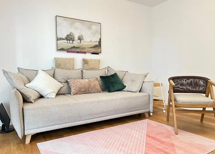 Apartman Frankfurt Messe Business Suit - Messe South Gate Located Across Street